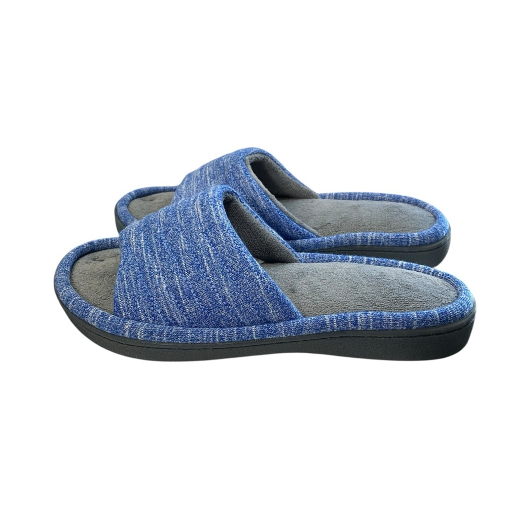 Isotoner Womens Slippers Moisture Wicking New Enhance Heel Cushioned 7.5 Blue